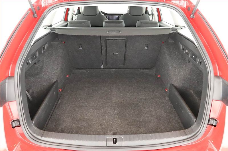 Škoda Octavia (2020) 1.5 TSI, ČR,1.maj, Tempomat - fotka 11 z 19