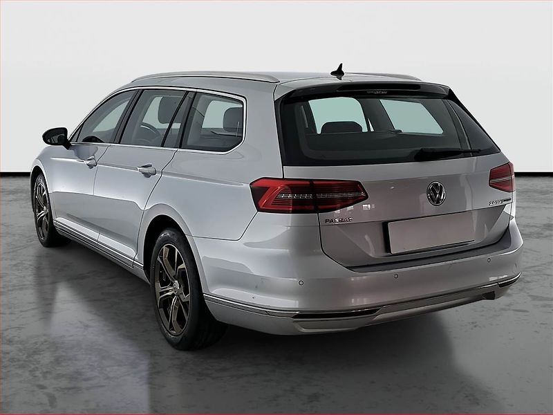 Volkswagen Passat (2015) Highline 2.0 TDI, Navi - fotka 4 z 20