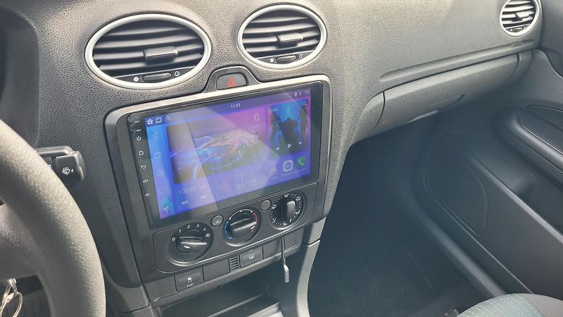 Ford Focus (2005) 1,4i 16v - fotka 19 z 21