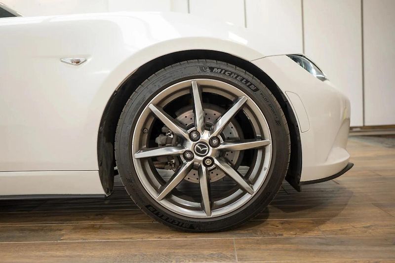 Mazda MX-5 2.0 118 kW RWD 6MT - fotka 28 z 29