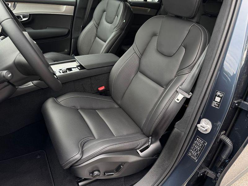 Volvo XC90 (2026) ULTRA,BLACK EDITION T8, VZDUCH - fotka 11 z 26