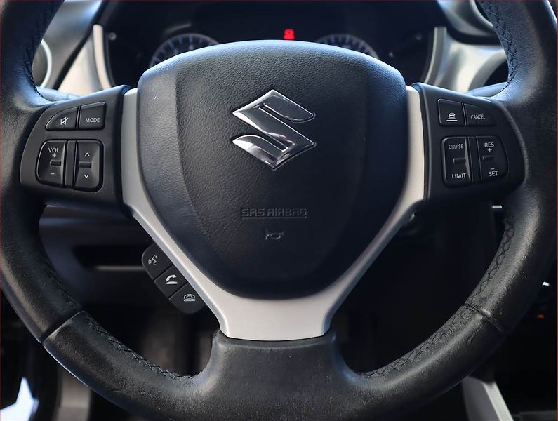 Suzuki Vitara (2018) 1.6 VVT, Automat, Serv.kniha - fotka 20 z 21
