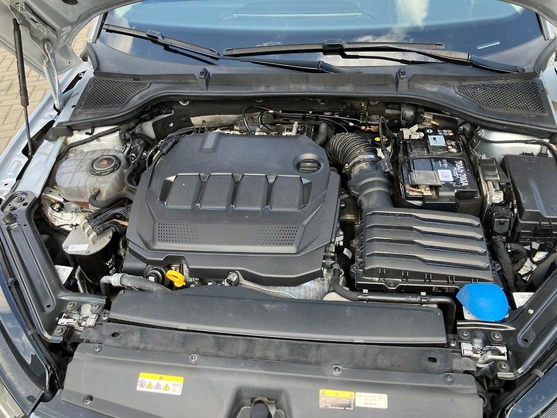 Škoda Octavia (2023) 2.0TDI 110kW DSG 4X4 EL.TZ - fotka 28 z 33