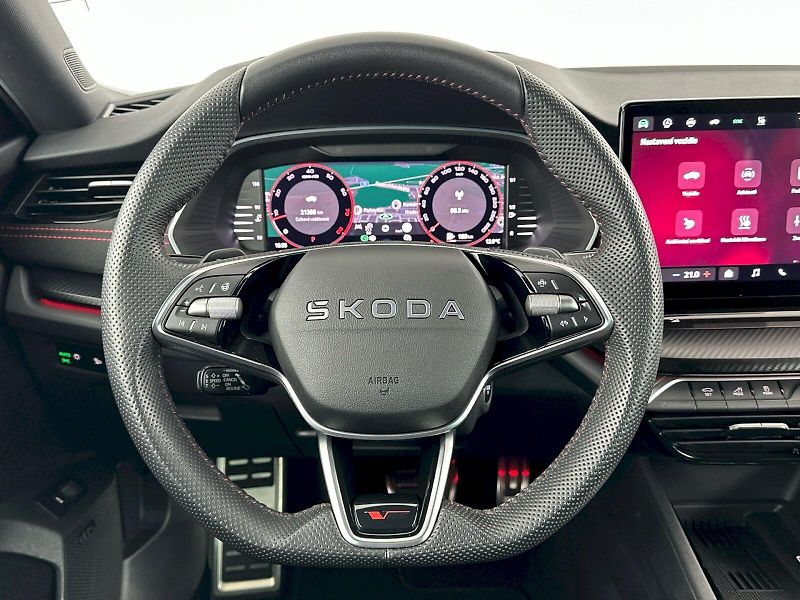 Škoda Octavia (2025) DSG 2.0TSI 195kW RS - fotka 9 z 36