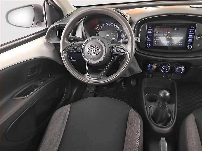 Toyota Aygo (2023) 1.0, LPG, Tempomat - fotka 7 z 17