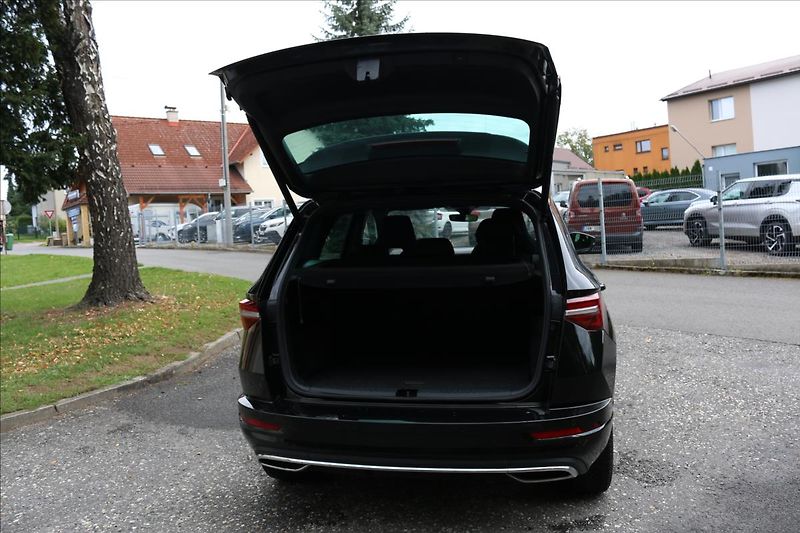 Škoda Karoq 2,0 Sportline,4x4, Automat - fotka 35 z 42