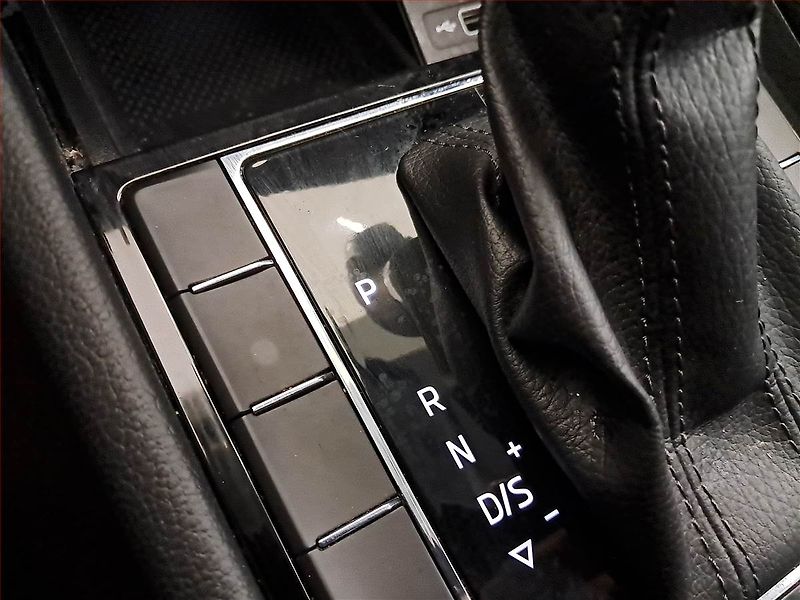 Škoda Superb (2017) Style 2.0 TDI, Automat - fotka 16 z 17