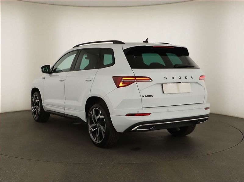 Škoda Karoq (2025) 1.5 TSI, Sportline, Navigace - fotka 4 z 17