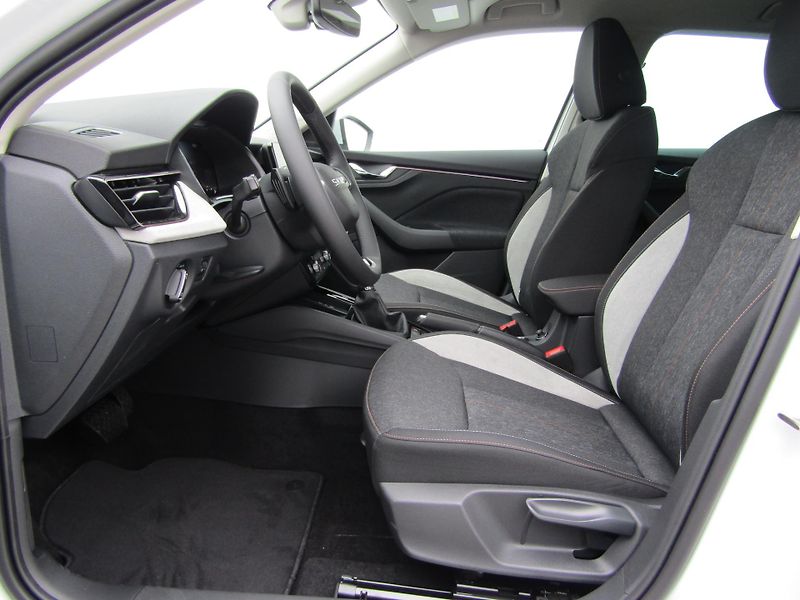 Škoda Kamiq (2026) Top Selection 1.0 TSI 85 kW DS - fotka 19 z 30