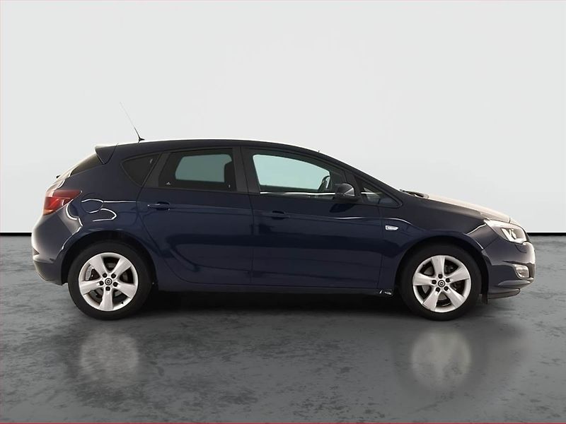 Opel Astra (2010) 2.0 CDTI, Serv.kniha, po STK - fotka 6 z 17