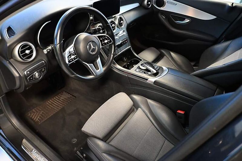 Mercedes-Benz Třídy C (2021) 2.0 300 DE 9G-TRONIC AVANTGARD - fotka 11 z 33