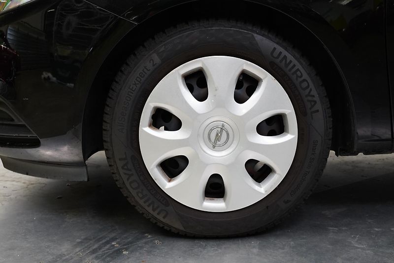 Opel Corsa - fotka 10 z 25