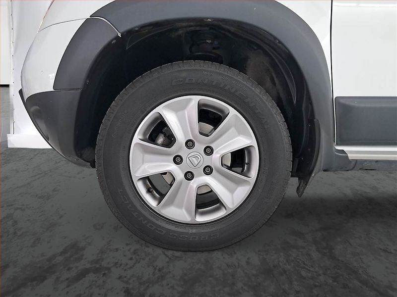 Dacia Duster (2015) 1.6 SCe, Serv.kniha - fotka 15 z 17
