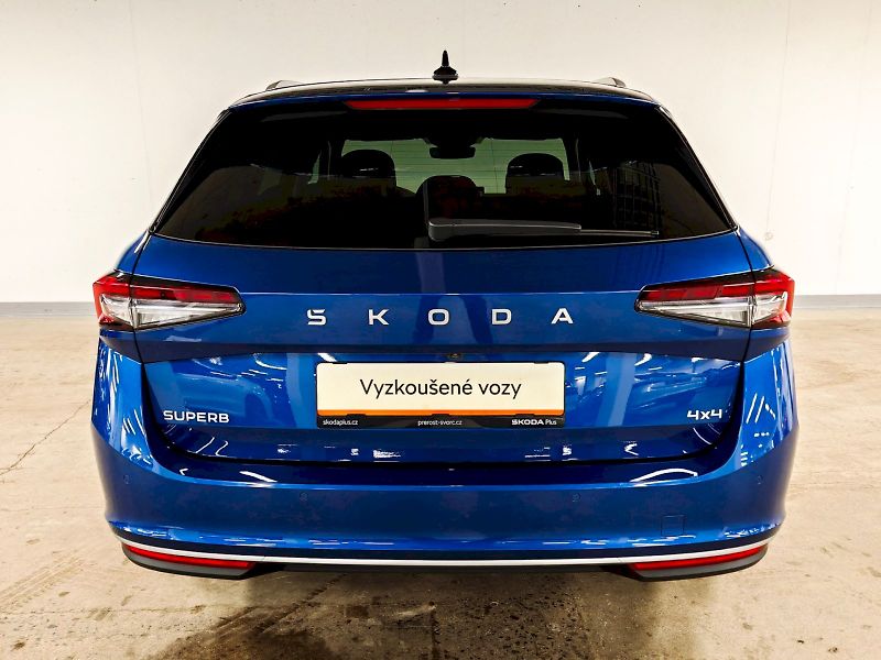 Škoda Superb (2024) Combi 2.0 TDI 142 kW DSG 4x4 L - fotka 30 z 34