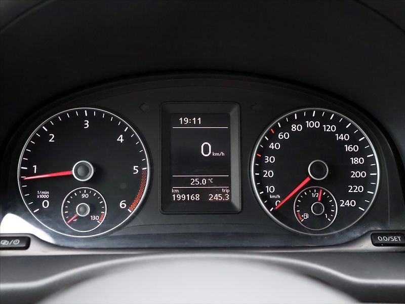 Volkswagen Caddy 2,0 TDI 4x4 Klima 5-Míst CZ - fotka 18 z 30