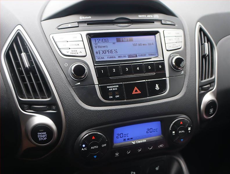 Hyundai ix35 (2011) 1.7 CRDi, Tempomat - fotka 12 z 16