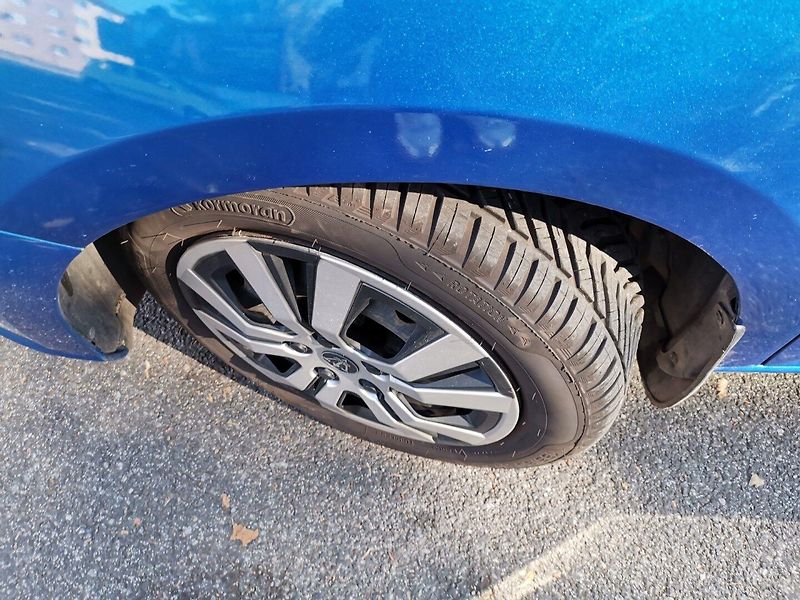 Škoda Fabia (2018) 1.0TSi 70kw Klima ČR - fotka 22 z 25