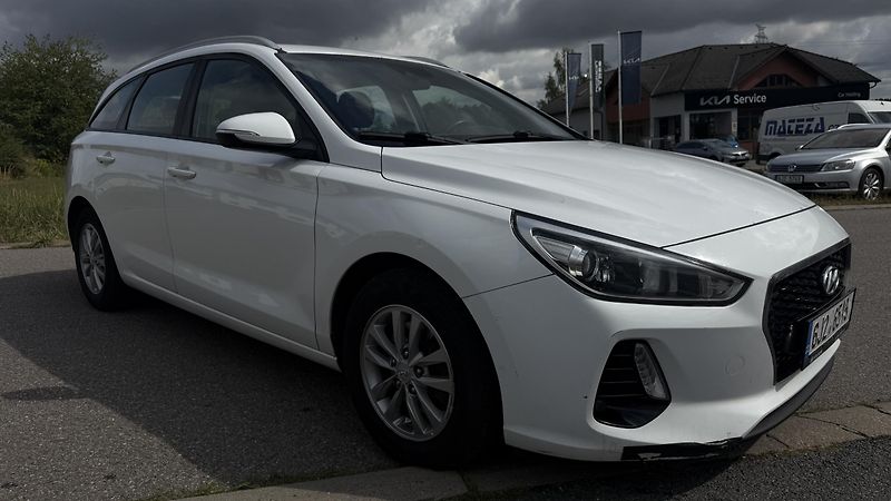 Hyundai i30 (2018) 1.6 CRDI 81KW  - fotka 4 z 19