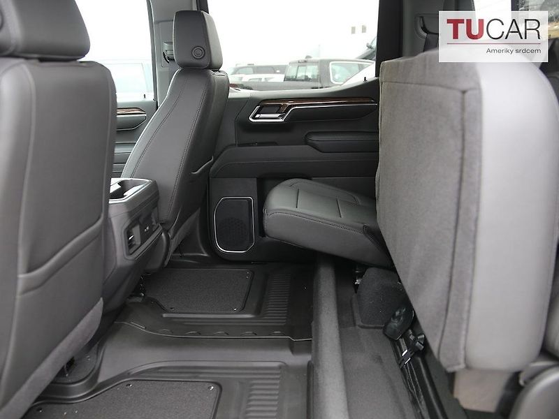 Chevrolet Silverado (2025) 6.2 V8 Trail Boss Z71 - fotka 45 z 47