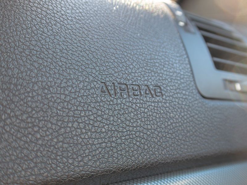 Škoda Octavia (2008) ČR 2.0TDI 103KW man – DIGI - fotka 24 z 37