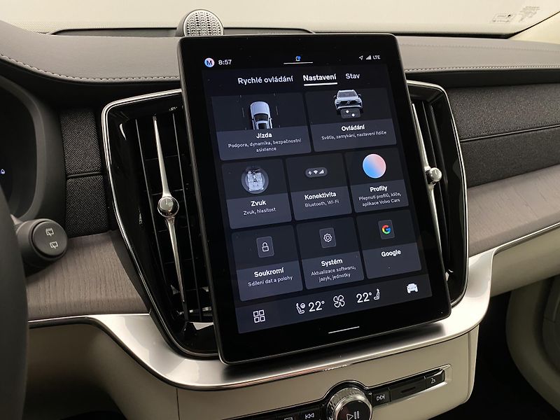 Volvo XC90 (2026) T8 AWD RECHARGE DARK ULTRA - fotka 53 z 74