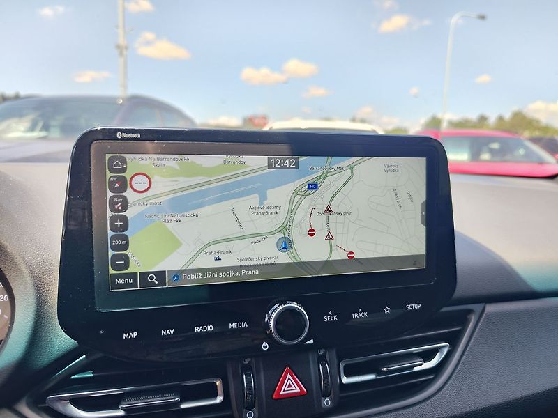 Hyundai i30 1.5 T-GDI/117 N-Line - fotka 18 z 31