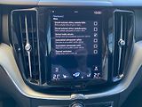 Volvo XC60 D4 AWD MOMENTUM - náhled 19