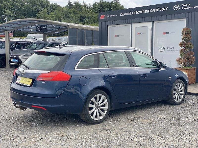 Opel Insignia 2.0CDTi, manual, navi, tažné - fotka 6 z 12