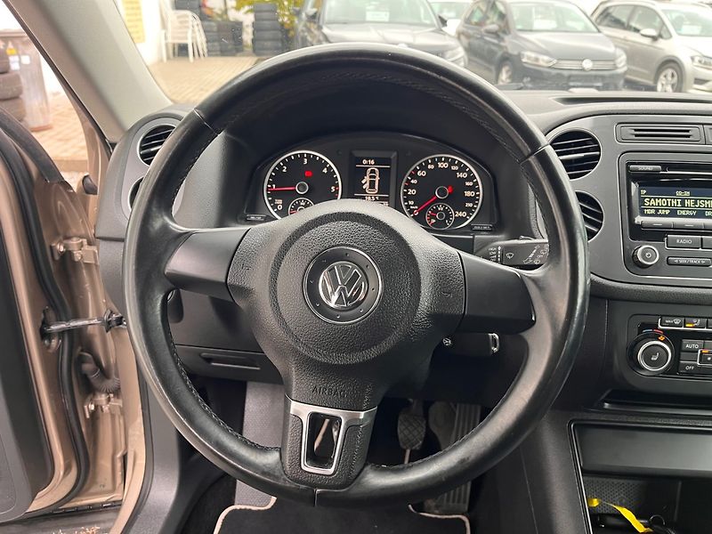 Volkswagen Tiguan (2012) 2.0 TDi TZ - fotka 9 z 24