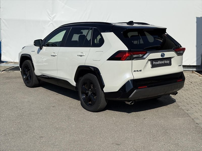 Toyota RAV4 2,5 Selection - fotka 4 z 21
