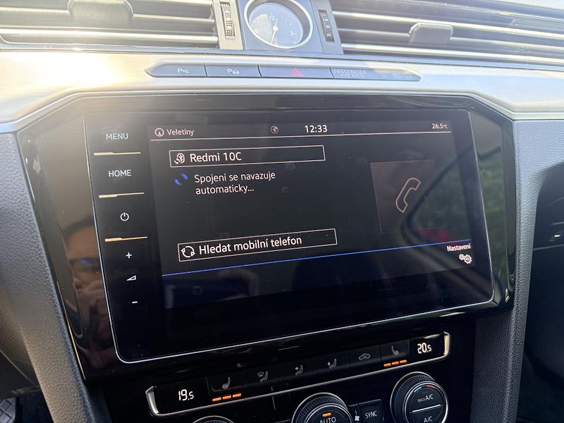 Volkswagen Passat 2.0TDI 110KW HIGHLINE DSG LED - fotka 31 z 46