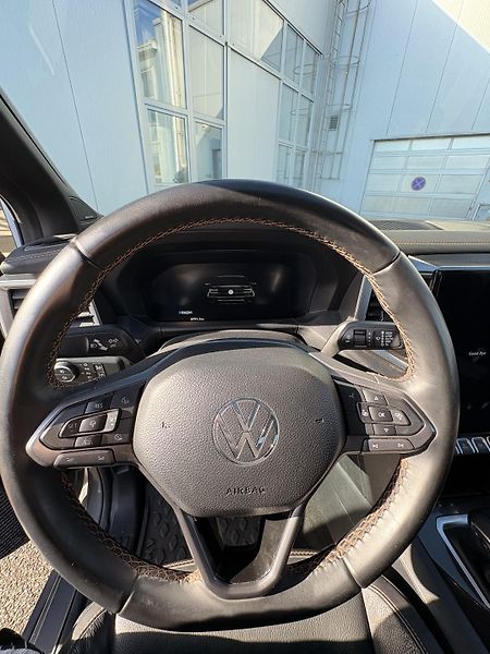 Volkswagen Amarok - fotka 18 z 27