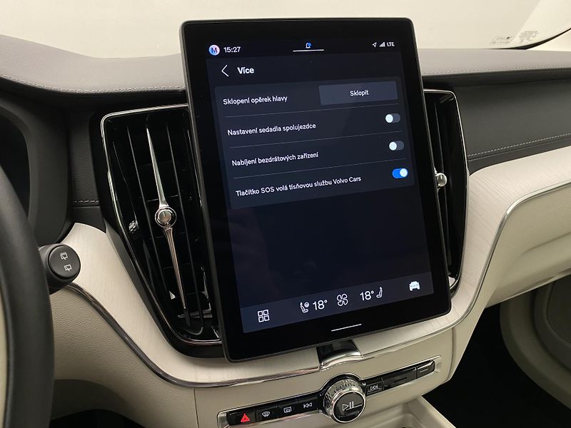 Volvo XC60 T8 AWD RECHARGE DARK ULTRA CZ - fotka 60 z 67