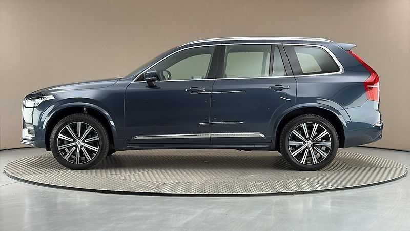 Volvo XC90 2.0 B5 AUT AWD Ultimate Bright - fotka 4 z 34