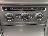 Volkswagen Golf (2015) 2.0 TDi, Lounge, DSG, TZ - náhled 14