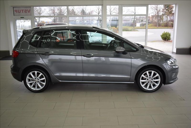 Volkswagen Golf Sportsvan 1,4 TSi, 1.maj,NAVI,XEN,LED - fotka 4 z 36