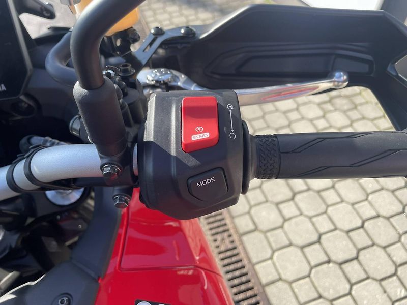 Yamaha (2026) Tracer 9 - fotka 12 z 12