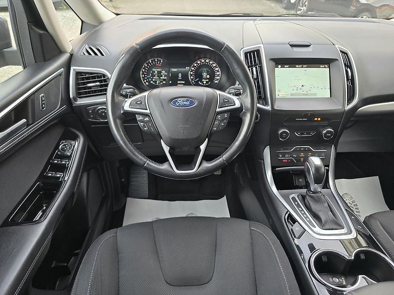 Ford S-MAX TITANIUM 2.0 132kW LED + NAVI - fotka 8 z 42
