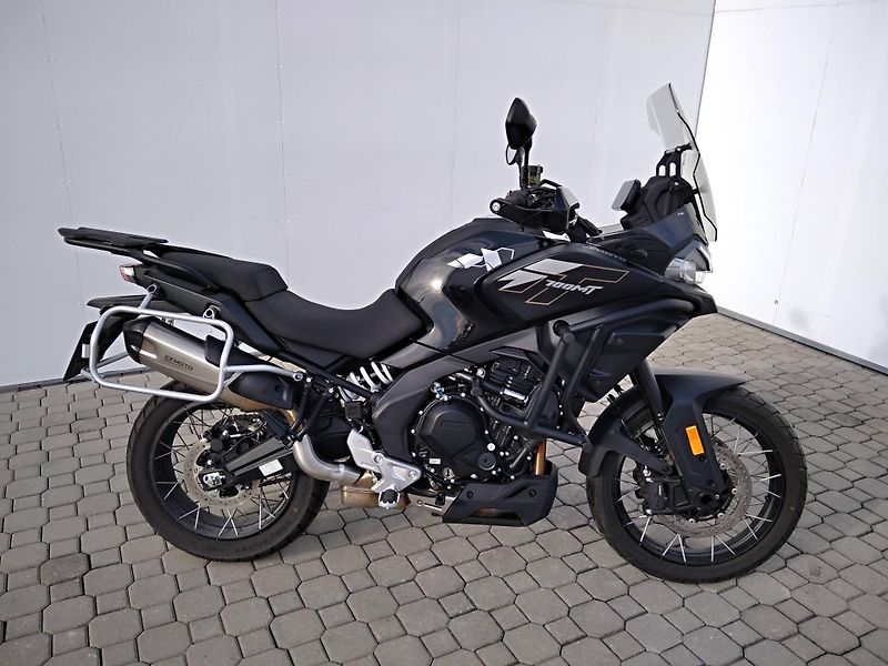 CFMOTO (2026) 700MT Adventure EU5+ - fotka 2 z 11