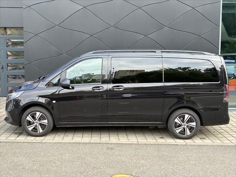 Mercedes-Benz Vito 2,0 119 CDI / Tourer Select / - fotka 2 z 20