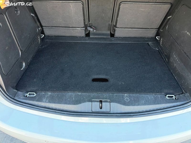 Opel Meriva 1.4 TURBO CZ - fotka 33 z 34