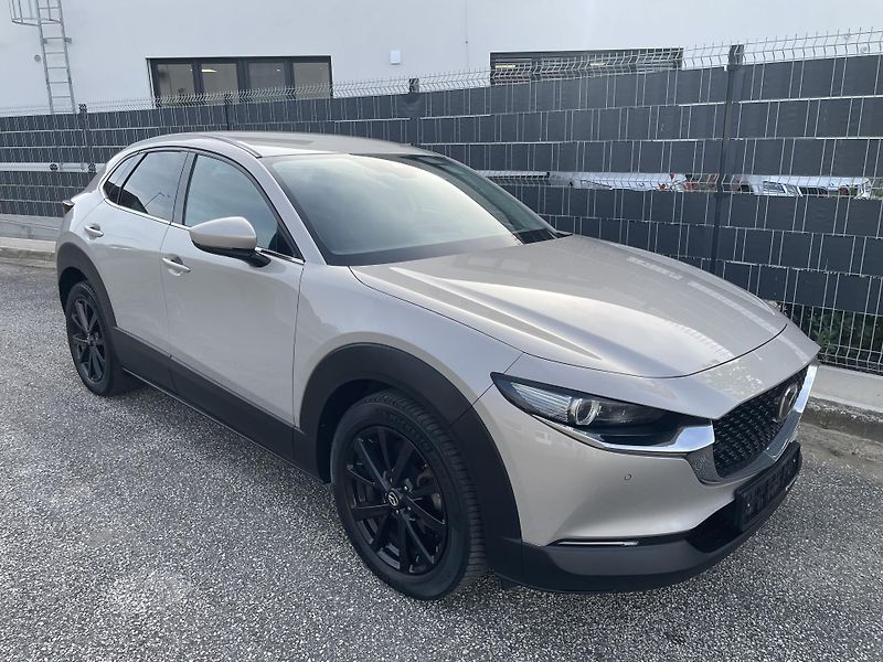 Mazda CX-30 (2022) 2.0 SKYACTIV-X 137kW COSMO 4x4 - fotka 1 z 42