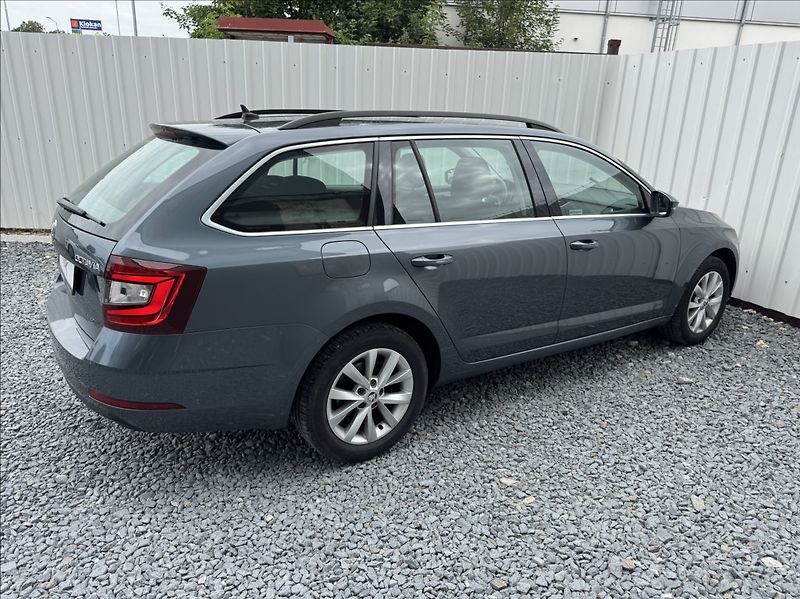 Škoda Octavia 1,5 TSI STYLE DPH 1maj původČR - fotka 13 z 50