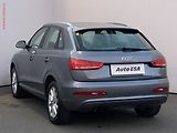 Audi Q3 (2013) 2.0 TDi, AC, výhřev sed. - náhled 6