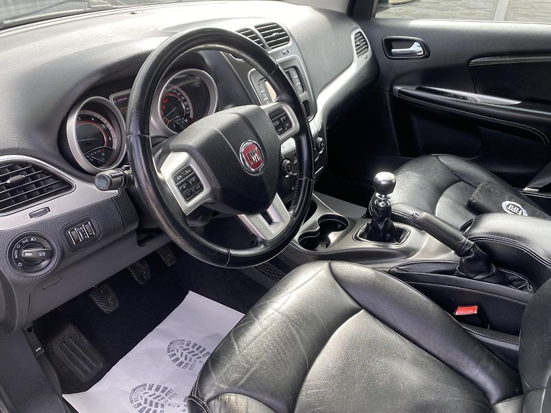 Fiat Freemont 2.0MJET 140PS 7MÍST KŮŽE MAN!! - fotka 101 z 166