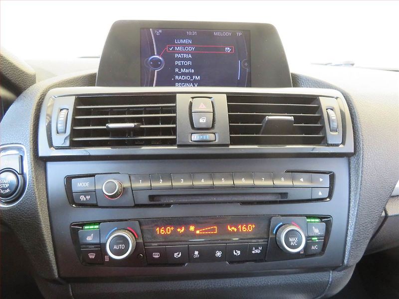 BMW Řada 1 (2012) 116d, Serv.kniha, Navi - fotka 12 z 16