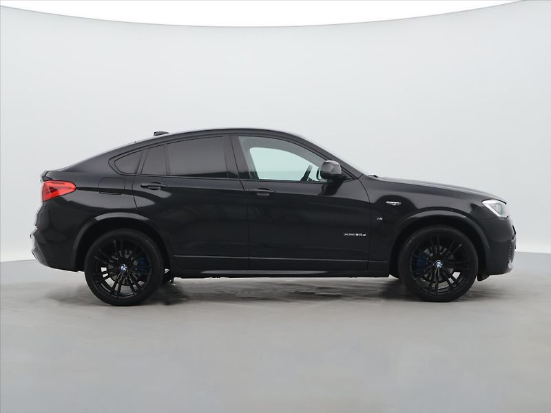 BMW X4 3,0 30d xDrive M Sport Shadow - fotka 8 z 32