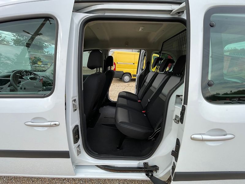 Renault Kangoo 1.5DCI 70KW*5.Míst*ČR* - fotka 23 z 31