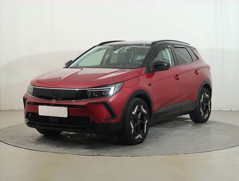 Opel Grandland X (2022) GS Line 1.5 CDTI - fotka 2 z 18
