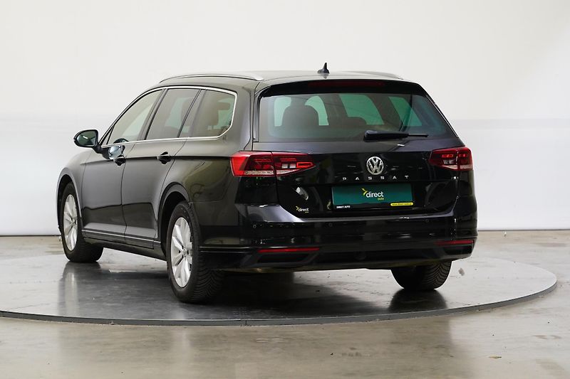 Volkswagen Passat - fotka 7 z 26